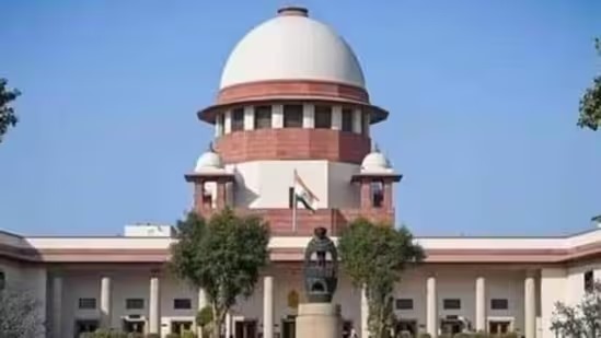 NEET परीक्षा में धांधली को लेकर सुप्रीम कोर्ट ने NTA को लगाई फटकार, नोटिस जारी कर मांगा जवाब