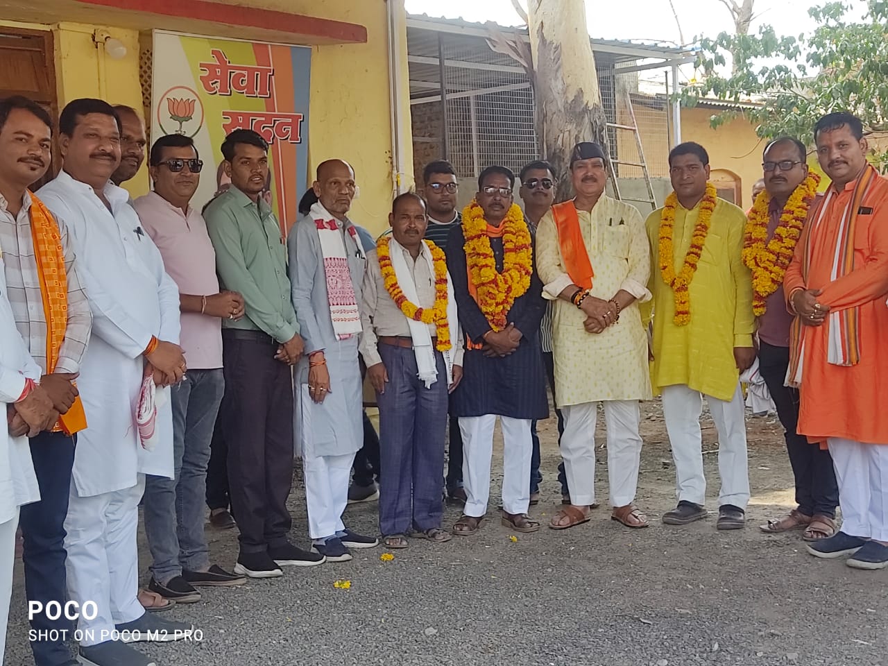 सेवा सदन में 'चारधाम' यात्रा पर जाने वाले भक्तों का पुष्पमाला से हुआ स्वागत