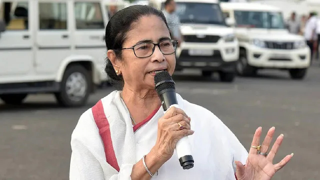 'मुझे बोलने नहीं दिया गया'..नीति आयोग की बैठक बीच में ही छोड़ बाहर निकली CM ममता