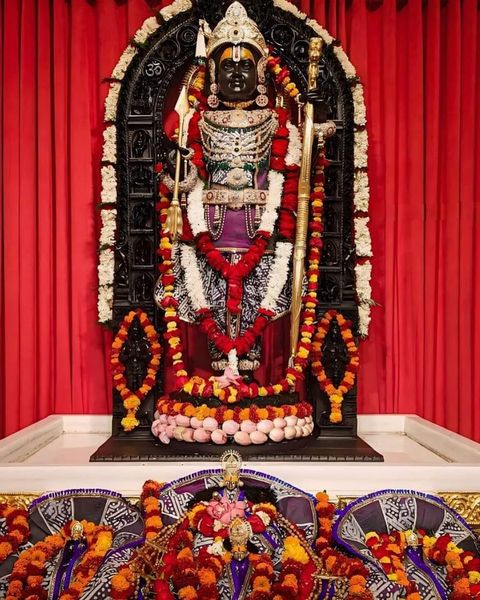 Live Darshan: हमारे साथ कीजिए देश और दुनिया के प्रमुख मंदिरों के लाइव दर्शन