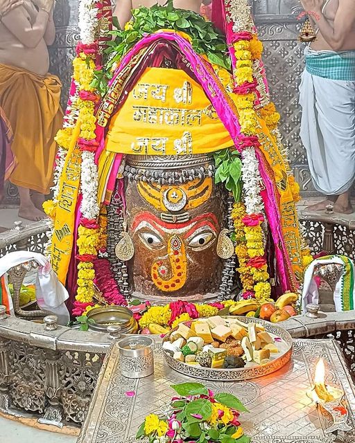 Live Darshan : हमारे साथ कीजिए देश और दुनिया के प्रमुख मंदिरों के लाइव दर्शन