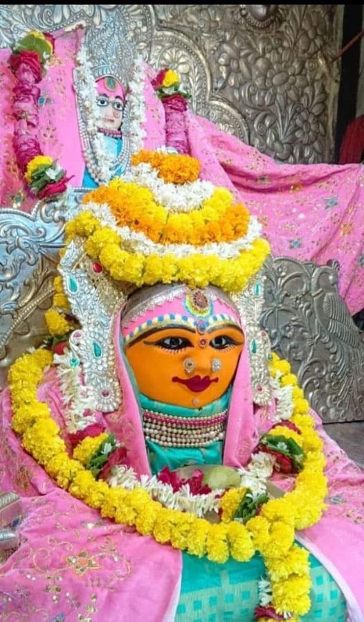Live Darshan: हमारे साथ कीजिए देश और दुनिया के प्रमुख मंदिरों के लाइव दर्शन