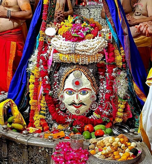 Live Darshan: हमारे साथ कीजिए देश और दुनिया के प्रमुख मंदिरों के लाइव दर्शन