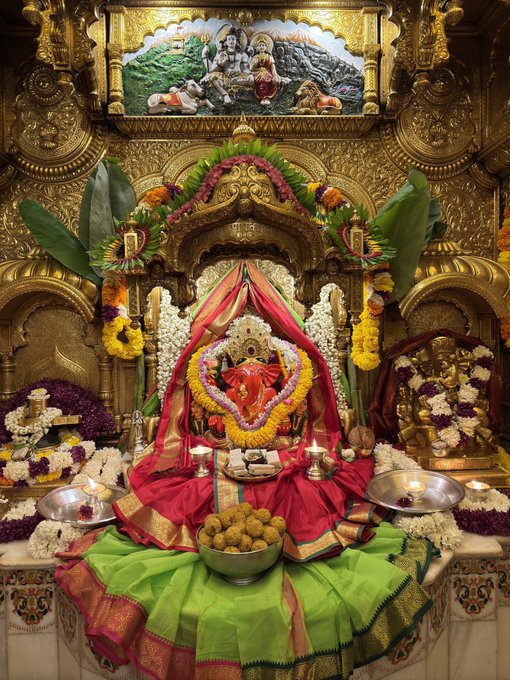 Live Darshan : हमारे साथ कीजिए देश और दुनिया के प्रमुख मंदिरों के लाइव दर्शन
