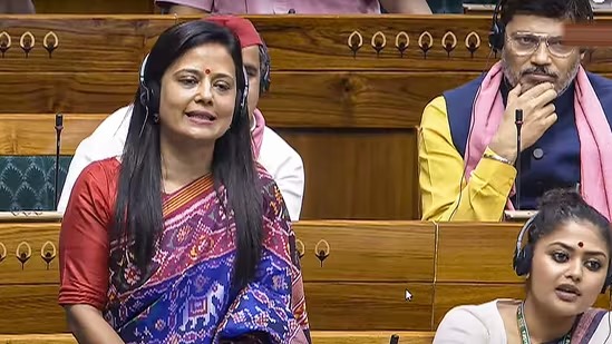 ''भारी कीमत चुकाई..'' महुआ मोइत्रा ने अपने निष्कासन पर भाजपा पर बोला हमला