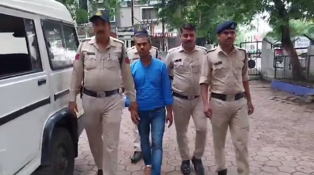 खंडवा में 6 किलो चरस बरामत, तस्कर गिरफ्तार
