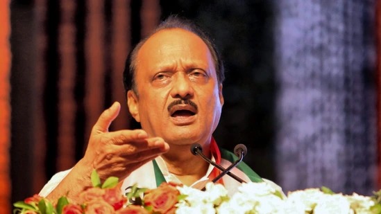 चाचा ने भतीजे को दिया झटका! NCP अजीत गुट के 4 शीर्ष नेताओं ने छोड़ी पार्टी, शरद पवार से मिला सकते हैं हाथ