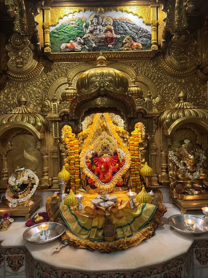 Live Darshan : हमारे साथ कीजिए देश और दुनिया के प्रमुख मंदिरों के लाइव दर्शन