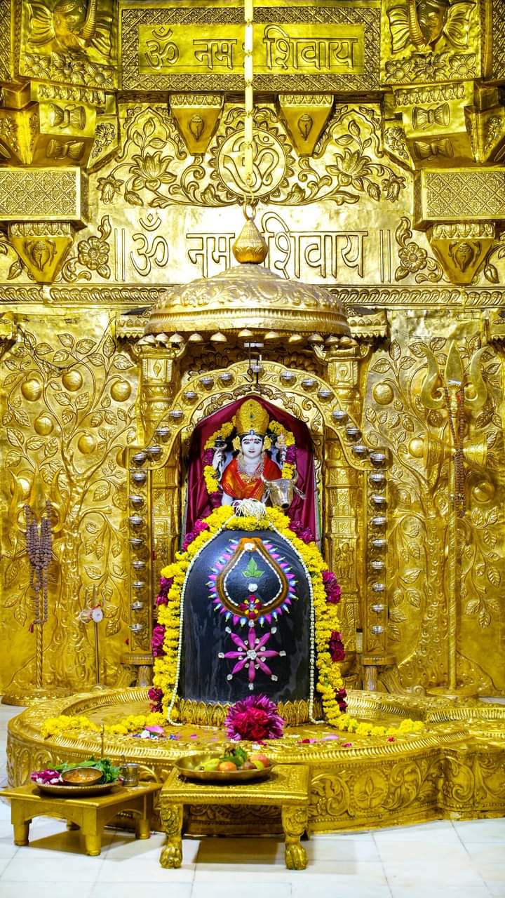 Live Darshan : हमारे साथ कीजिए देश और दुनिया के प्रमुख मंदिरों के लाइव दर्शन