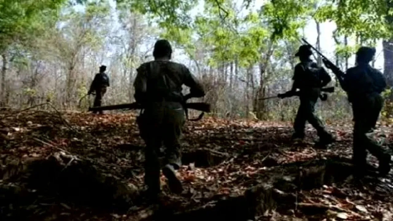 MP News: सुरक्षा बलों को मिली बड़ी सफलता, बालाघाट में 14 लाख का इनामी नक्सली ढेर