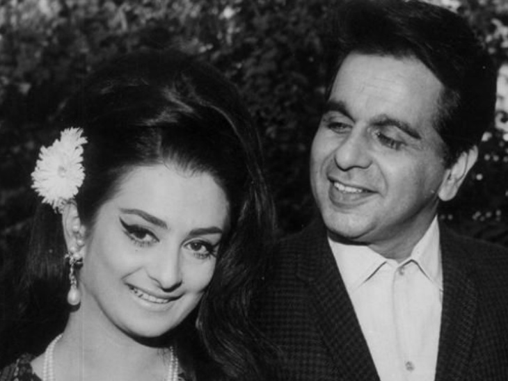 Saira Banu ने Dilip Kumar की डेथ एनिवर्सरी पर किया ये पोस्ट, फैंस ने इमोशनल होकर यूं किया रिएक्ट