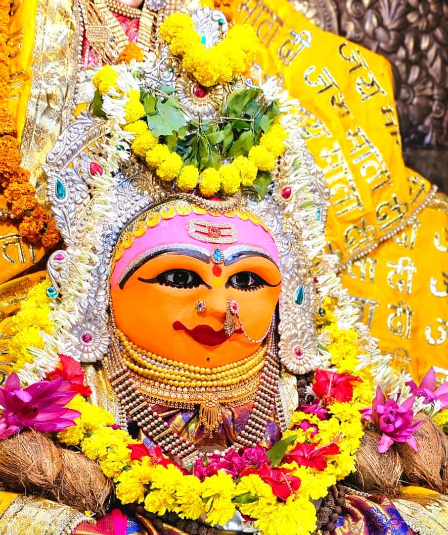 Live Darshan : हमारे साथ कीजिए देश और दुनिया के प्रमुख मंदिरों के लाइव दर्शन