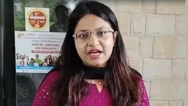 Puja Khedkar: पूजा खेडकर को कोर्ट से मिली राहत, गिरफ्तारी के खिलाफ अंतरिम संरक्षण बढ़ाया 8 दिन