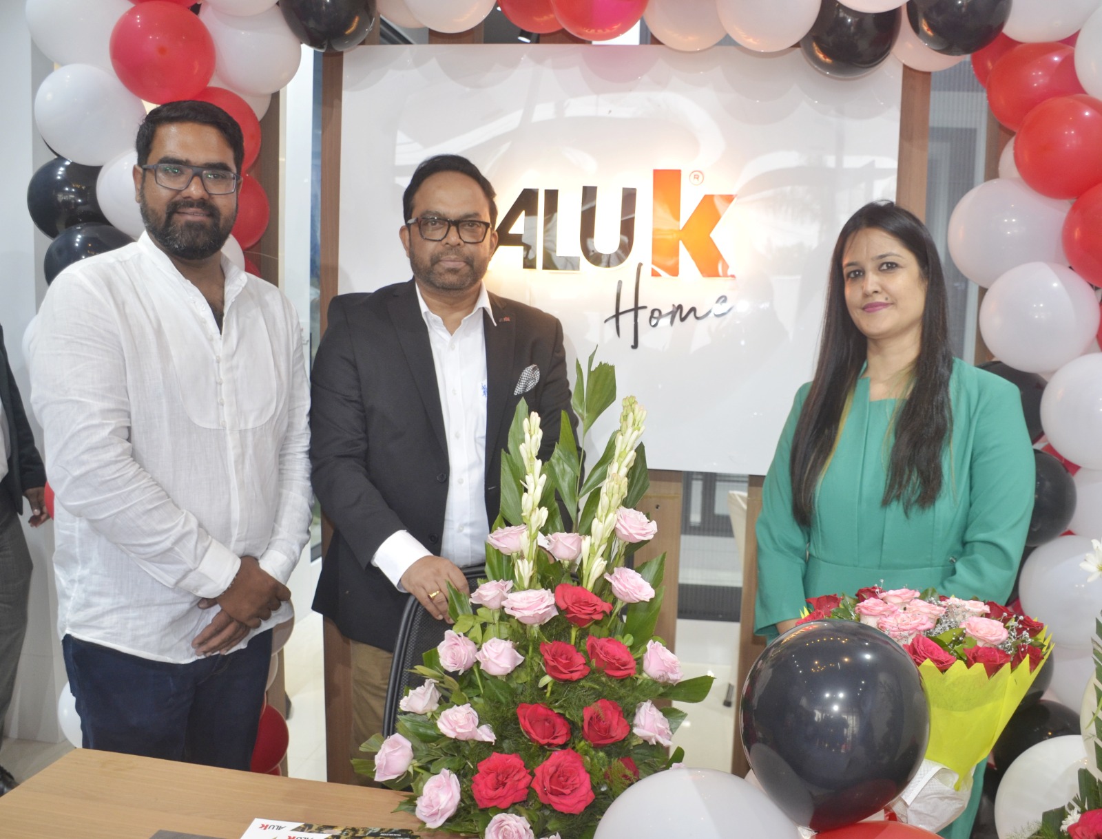 ALU K होम का इंदौर में एक्सपीरियंस सेंटर