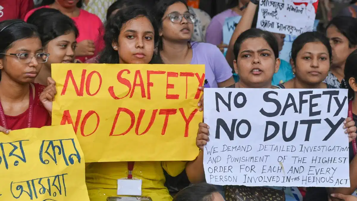 कोलकाता में डॉक्टर से रेप-हत्या पर गुस्सा, केंद्र से अपील, आज देशभर में डॉक्टरों की हड़ताल