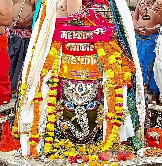 Live Darshan: हमारे साथ कीजिए देश और दुनिया के प्रमुख मंदिरों के लाइव दर्शन