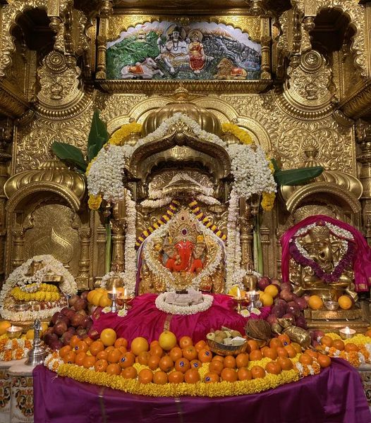 Live Darshan: हमारे साथ कीजिए देश और दुनिया के प्रमुख मंदिरों के लाइव दर्शन