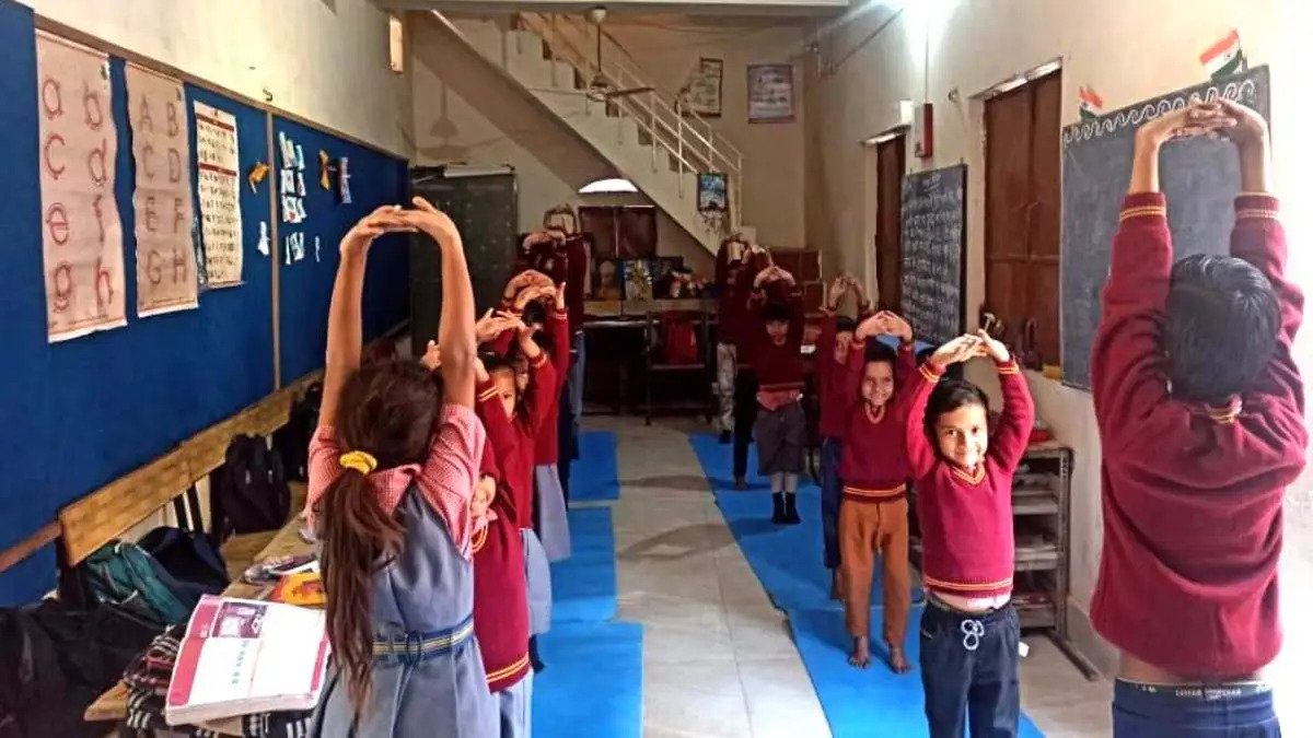 सरकारी स्कूल जो था गुमनाम, आज बना आकर्षण का केंद्र, स्मार्ट क्लास समेत मौजूद हैं ये सुविधाएं
