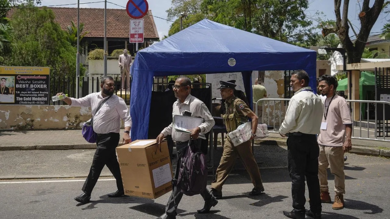तख्तापलट के बाद श्रीलंका में पहला चुनाव आज, अंतरराष्ट्रीय पर्यवेक्षक रखेंगे नजर, जानें प्रमुख दावेदार