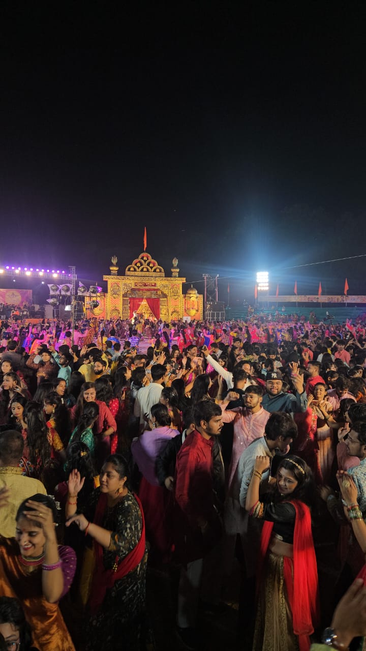 लालबाग पैलेस में गरबा महोत्सव की धूम