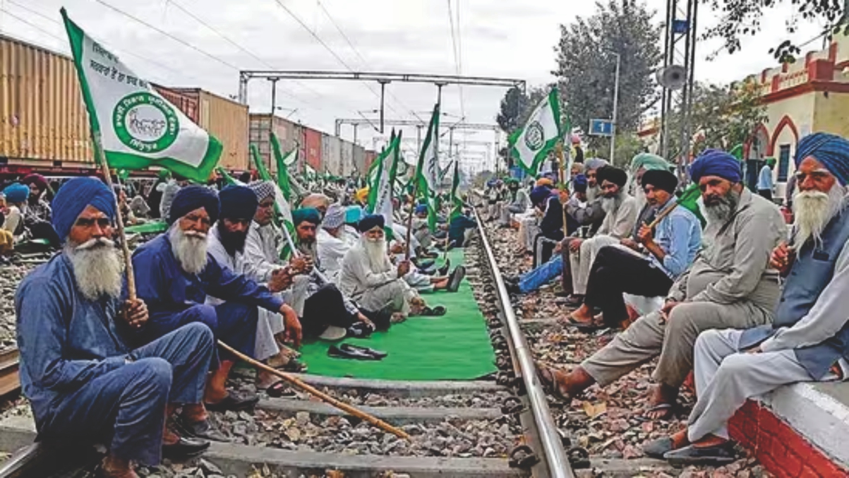 Farmers Protest: मांगें पूरी करें नहीं तो गुरुवार को रोकेंगे ट्रेनें, किसान मजदूर मोर्चा ने दी सरकार को चेतावनी