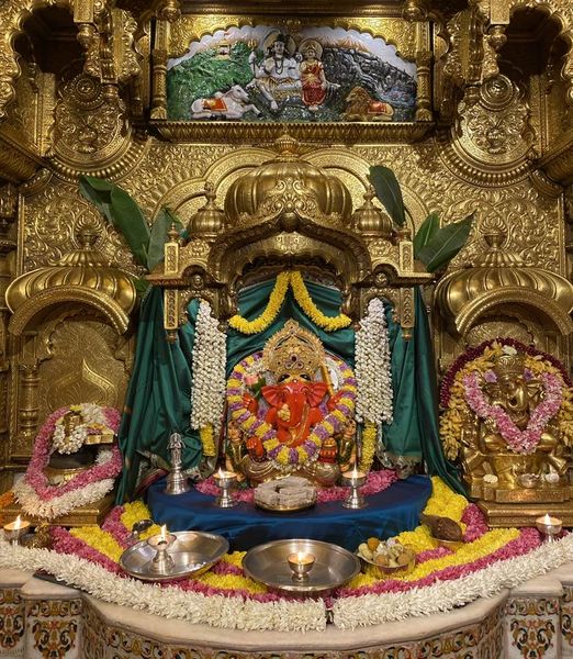 Live Darshan : हमारे साथ कीजिए देश और दुनिया के प्रमुख मंदिरों के लाइव दर्शन