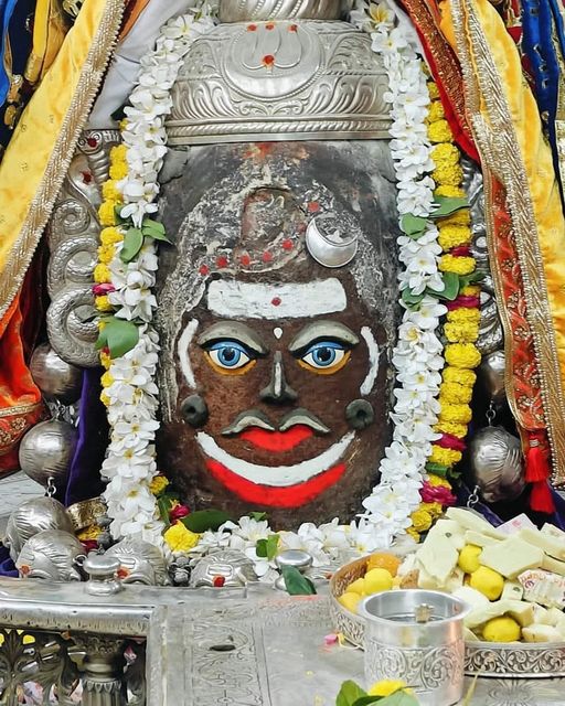 Live Darshan : हमारे साथ कीजिए देश और दुनिया के प्रमुख मंदिरों के लाइव दर्शन