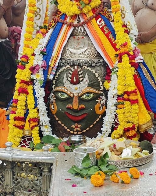Live Darshan : हमारे साथ कीजिए देश और दुनिया के प्रमुख मंदिरों के लाइव दर्शन