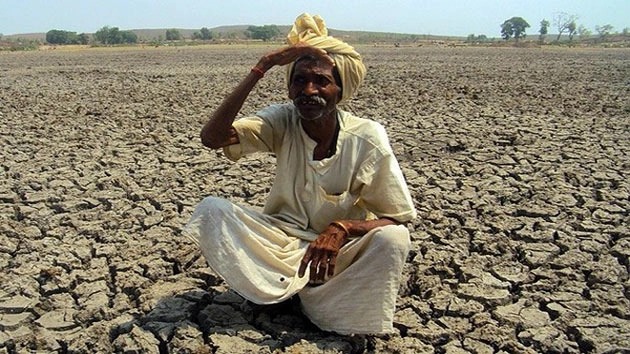 खेती मे मिट्टी की दुर्दशा के लिए कौन जिम्मेदार है ?