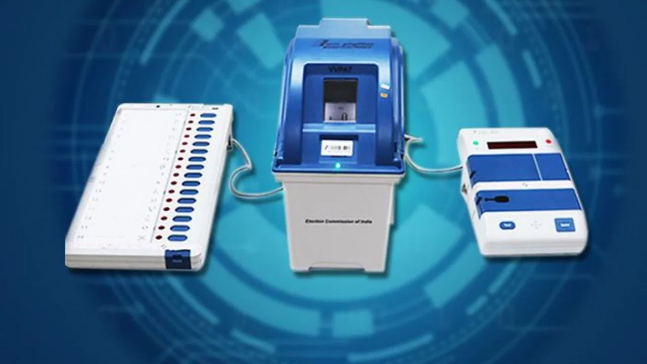 EVM Hacking: EVM को लेकर फिर उठ रहे सवाल, क्या वोटिंग मशीन को किया जा सकता है हैक?
