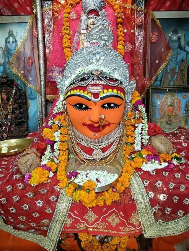 Live Darshan : हमारे साथ कीजिए देश और दुनिया के प्रमुख मंदिरों के लाइव दर्शन