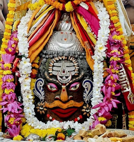 Live Darshan : हमारे साथ कीजिए देश और दुनिया के प्रमुख मंदिरों के लाइव दर्शन