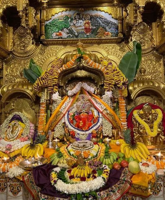 Live Darshan: हमारे साथ कीजिए देश और दुनिया के प्रमुख मंदिरों के लाइव दर्शन