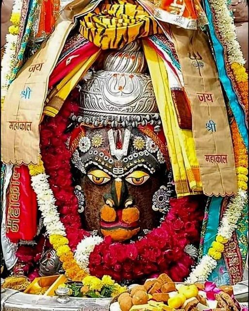 Live Darshan: हमारे साथ कीजिए देश और दुनिया के प्रमुख मंदिरों के लाइव दर्शन