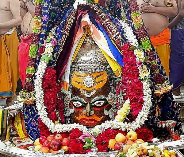 Live Darshan : हमारे साथ कीजिए देश और दुनिया के प्रमुख मंदिरों के लाइव दर्शन