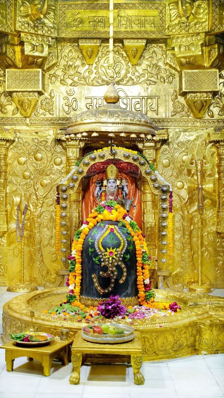 Live Darshan: हमारे साथ कीजिए देश और दुनिया के प्रमुख मंदिरों के लाइव दर्शन