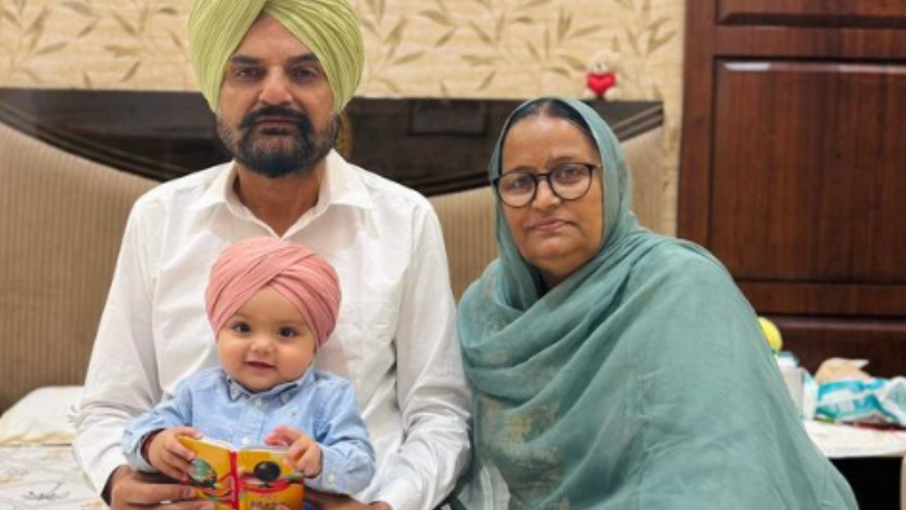 Sidhu Moosewala के छोटे भाई की पहली तस्वीर आई सामने, सोशल मीडिया पर हुई वायरल