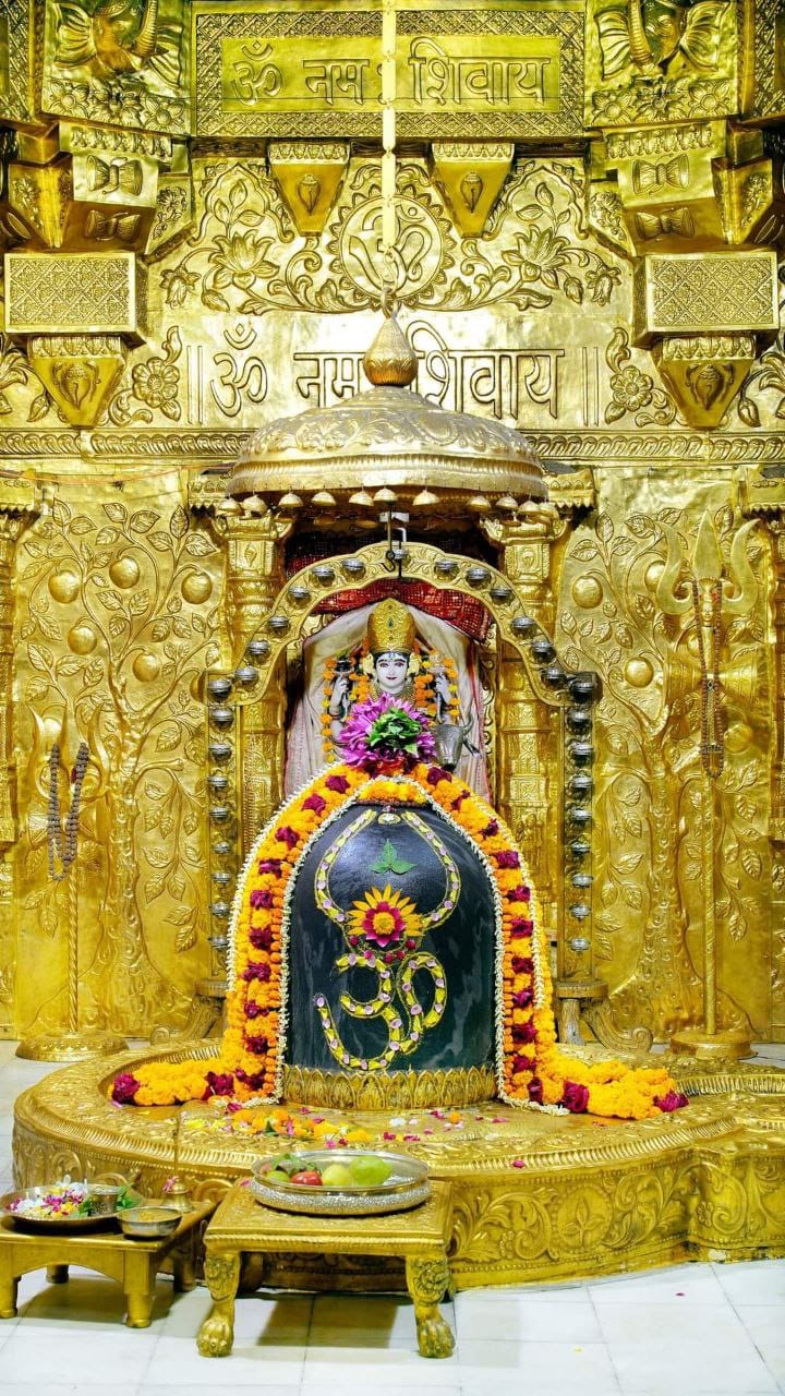 Live Darshan: हमारे साथ कीजिए देश और दुनिया के प्रमुख मंदिरों के लाइव दर्शन
