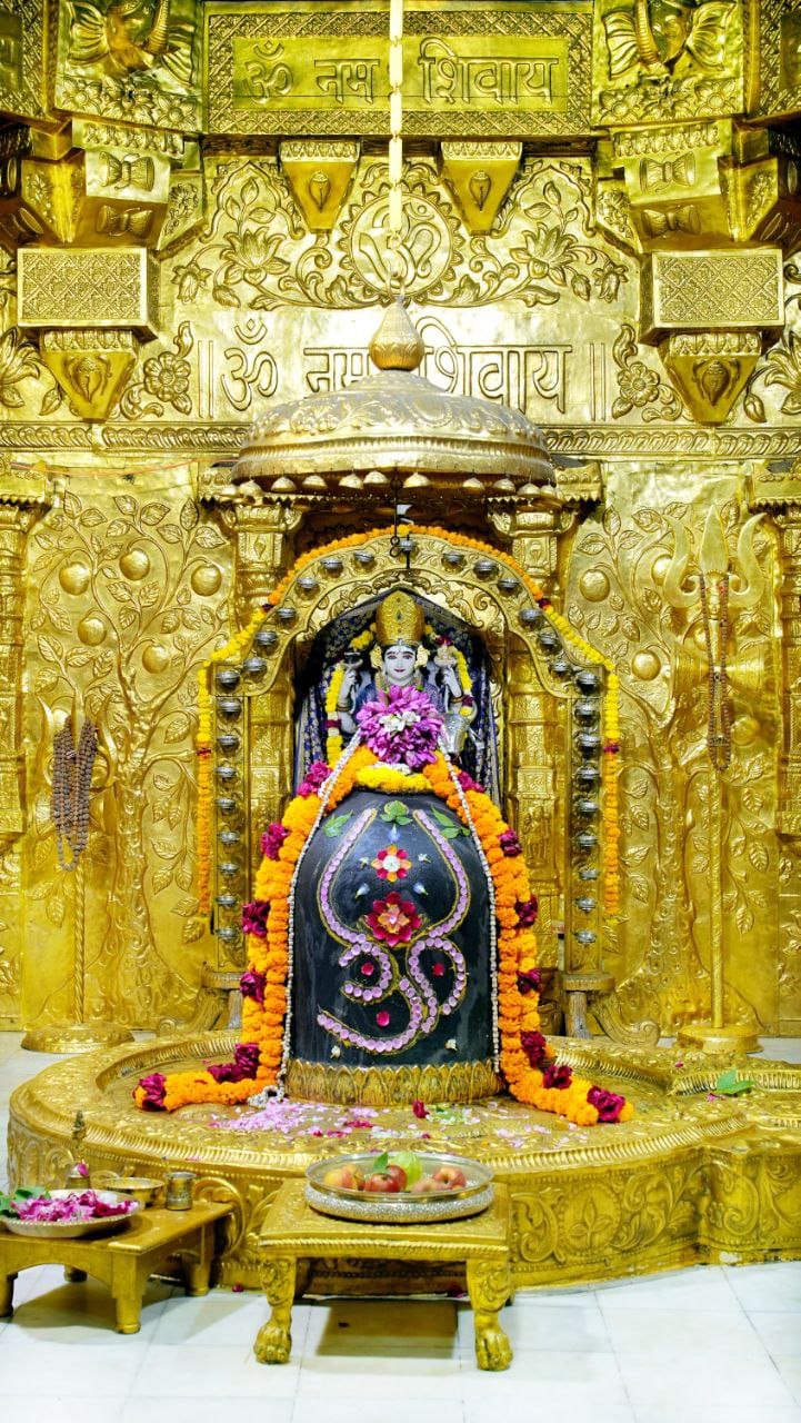 Live Darshan: हमारे साथ कीजिए देश और दुनिया के प्रमुख मंदिरों के लाइव दर्शन