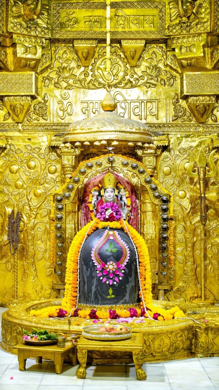 Live Darshan: हमारे साथ कीजिए देश और दुनिया के प्रमुख मंदिरों के लाइव दर्शन