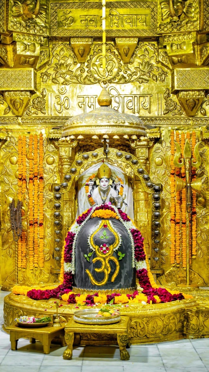 Live Darshan: हमारे साथ कीजिए देश और दुनिया के प्रमुख मंदिरों के लाइव दर्शन