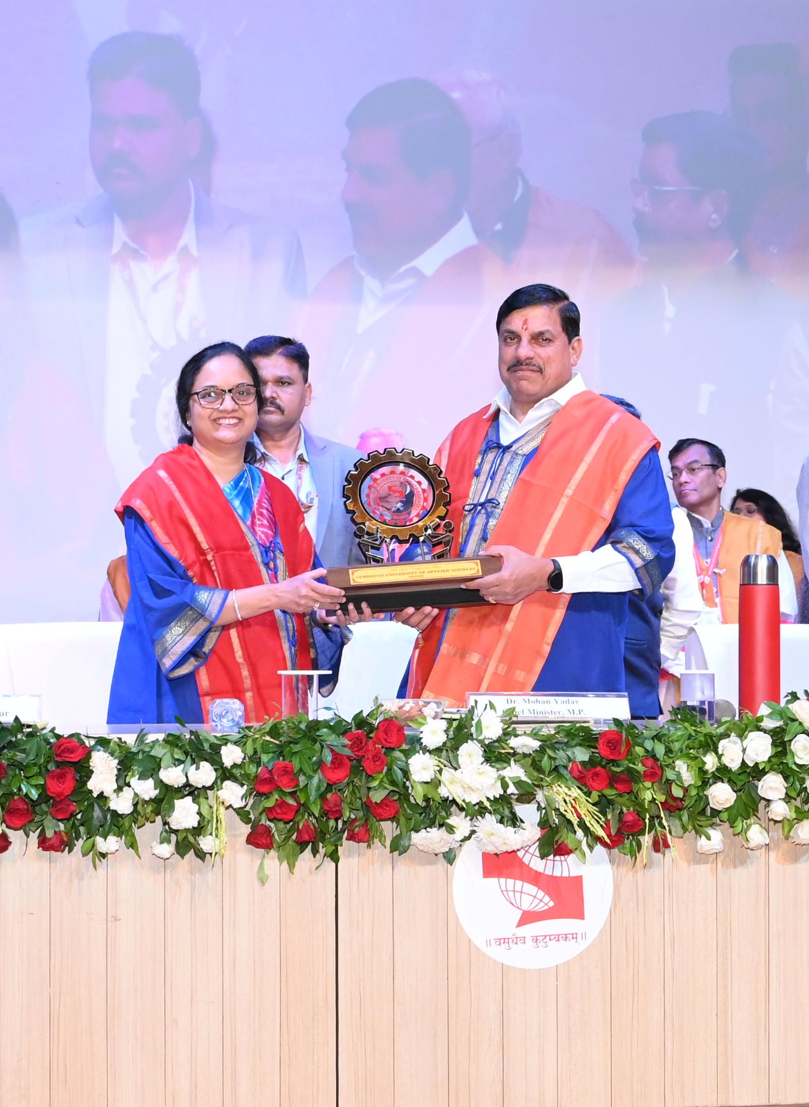 सिम्बायोसिस यूनिवर्सिटी ऑफ एप्लाइड साइंसेज, इंदौर का 6वां दीक्षांत समारोह: शिक्षा और कौशल विकास का उत्सव