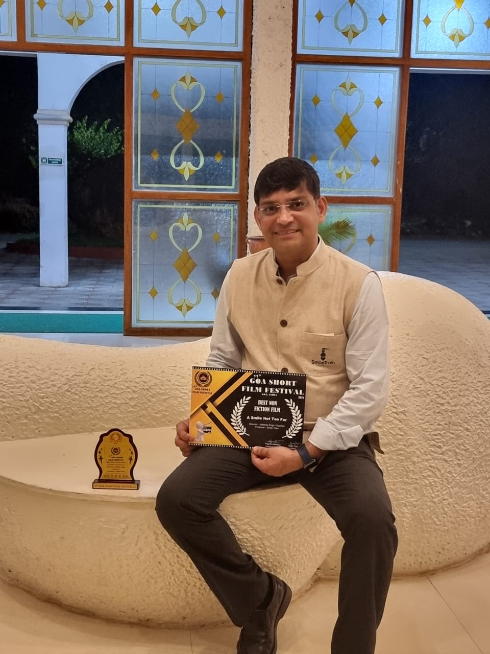 इंदौर के डॉक्टर ने बनाई डाक्यूमेंट्री फिल्म, 11वें गोवा शॉर्ट फिल्म फेस्टिवल में मिला 'बेस्ट नॉन-फिक्शन फिल्म' का अवार्ड