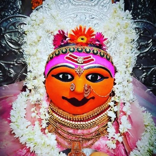 Live Darshan: हमारे साथ कीजिए देश और दुनिया के प्रमुख मंदिरों के लाइव दर्शन