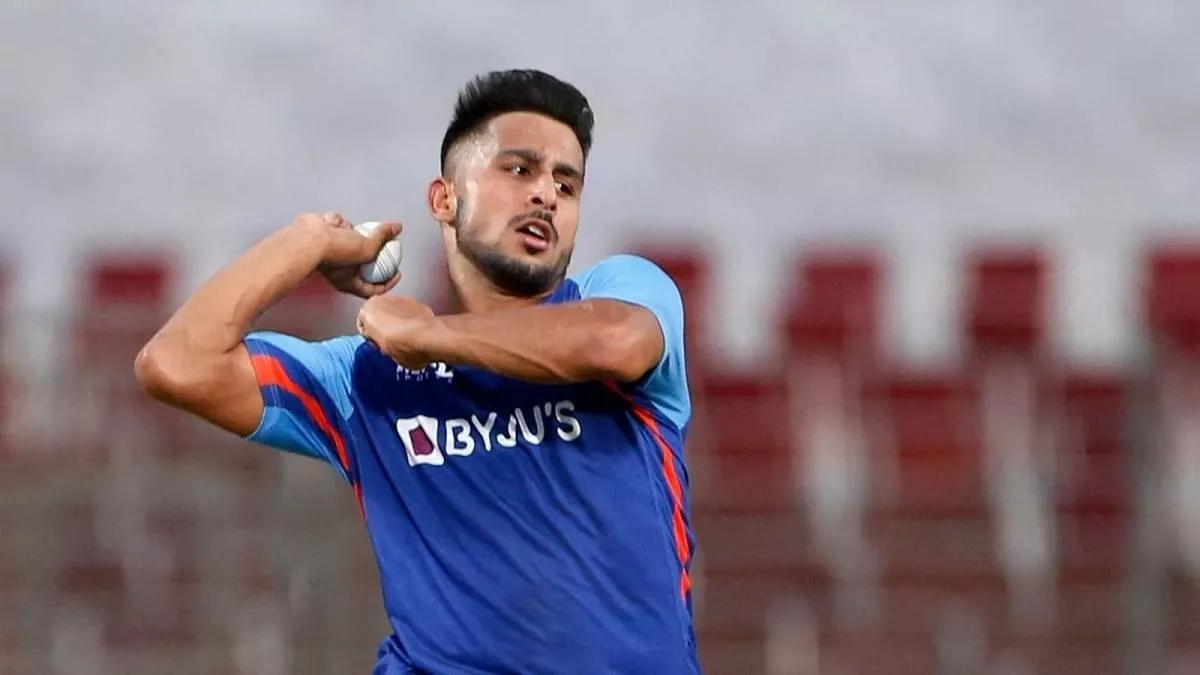 KKR के पास है एक से बढ़कर एक 8 खूंखार तेज गेंदबाज, कांप उठेंगे विरोधी टीम के बल्लेबाज