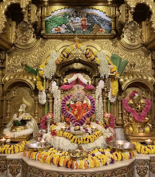 Live Darshan: हमारे साथ कीजिए देश और दुनिया के प्रमुख मंदिरों के लाइव दर्शन