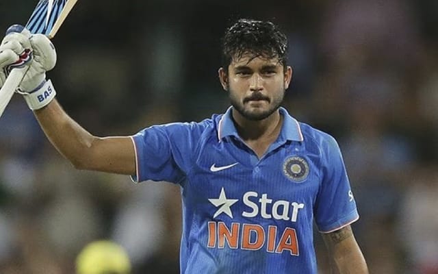 IPL 2025: IPL से पहले KKR को लगा बड़ा झटका, इस दिग्गज बल्लेबाज को टीम से किया बाहर, जानें क्या है वजह