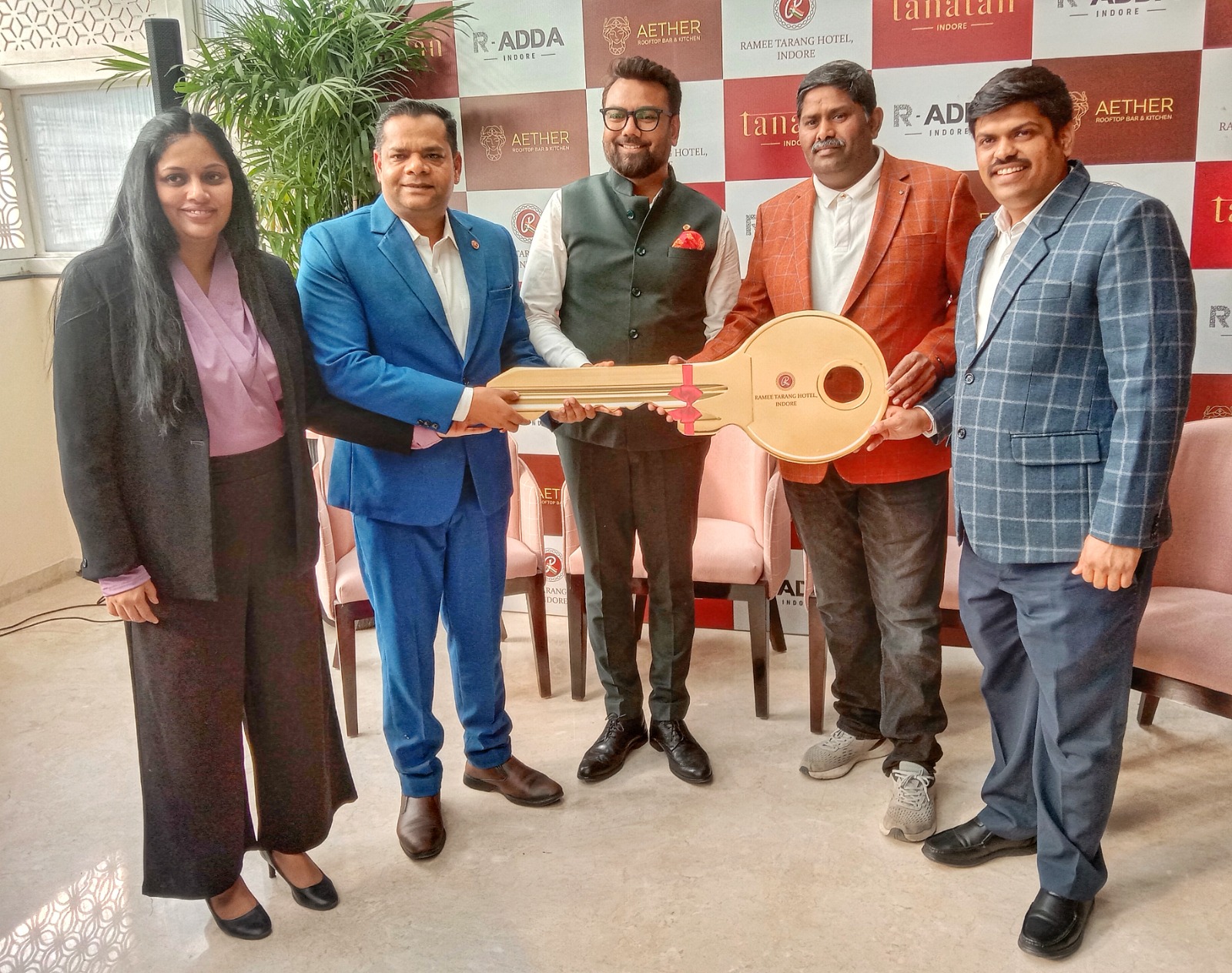 इंदौर में रौनक बिखेरेगी बॉम्बे की स्पिरिट: रामी तरंग होटल का हुआ भव्य उद्घाटन