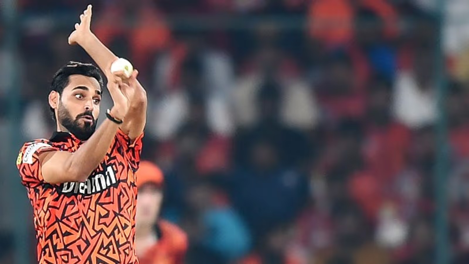 4 भारतीय गेंदबाज जिनके सामने रनों की भीख मांगते है बल्लेबाज, T20 में जमाई है अलग ही धाक
