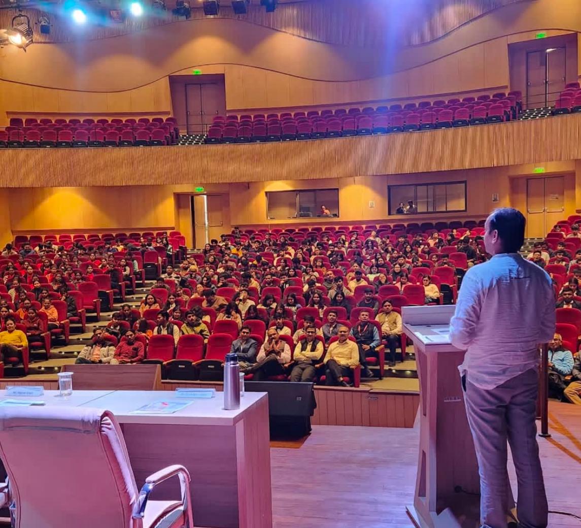 सिम्बायोसिस यूनिवर्सिटी ऑफ एप्लाइड साइंसेज, इंदौर में सिम्बि अर्थ - क्लाइमेट कॉन्क्लेव 2025 सफलतापूर्वक संपन्न